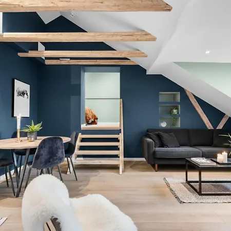 Apartment Top-floor With Balcony 5 Pax